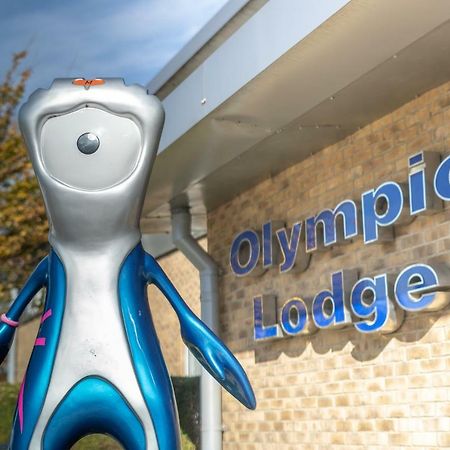 The Olympic Lodge Ейлзбері Екстер'єр фото