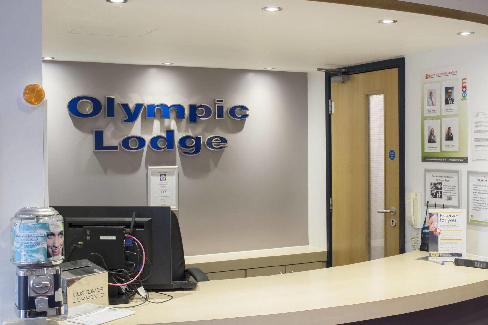 The Olympic Lodge Ейлзбері Екстер'єр фото