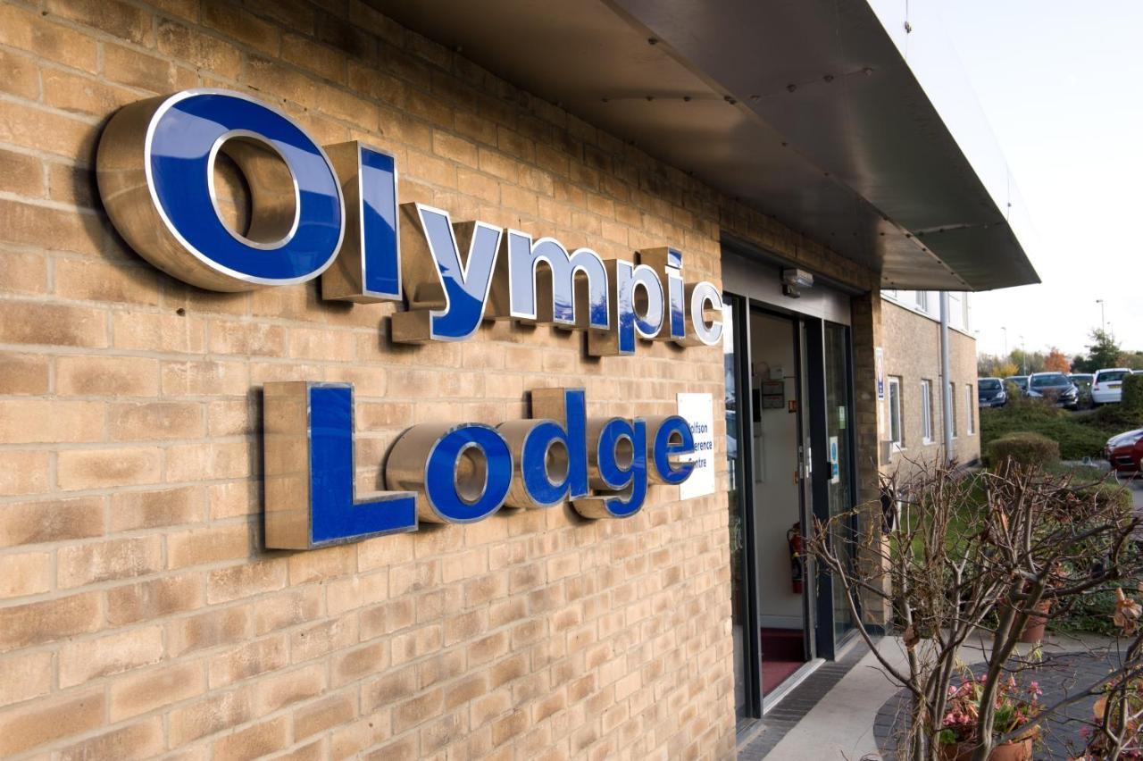 The Olympic Lodge Ейлзбері Екстер'єр фото